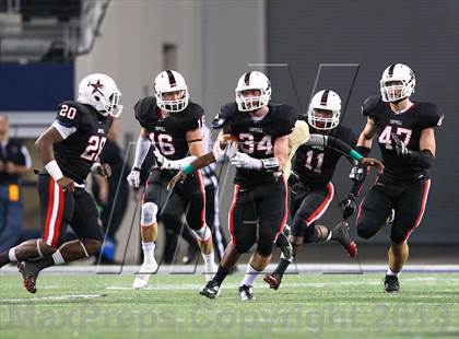 Thumbnail 2 in Coppell vs. DeSoto (UIL 5A Division 1 Region 1 Area Playoff) photogallery.