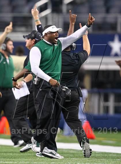 Thumbnail 3 in Coppell vs. DeSoto (UIL 5A Division 1 Region 1 Area Playoff) photogallery.