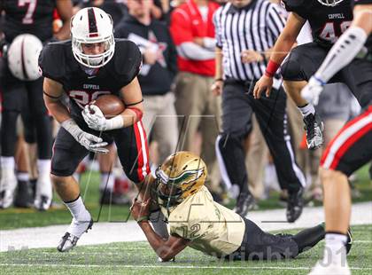 Thumbnail 1 in Coppell vs. DeSoto (UIL 5A Division 1 Region 1 Area Playoff) photogallery.