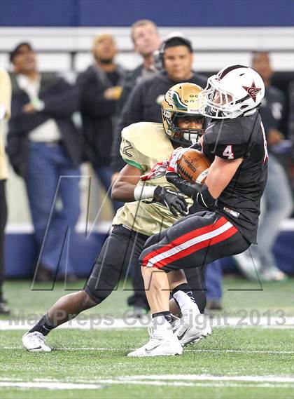 Thumbnail 3 in Coppell vs. DeSoto (UIL 5A Division 1 Region 1 Area Playoff) photogallery.
