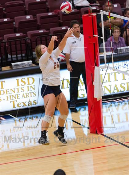Thumbnail 2 in Madison vs. Taft photogallery.