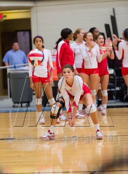 Thumbnail 1 in Madison vs. Taft photogallery.