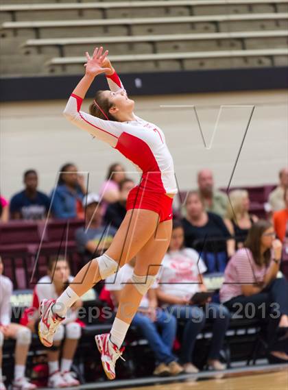 Thumbnail 3 in Madison vs. Taft photogallery.