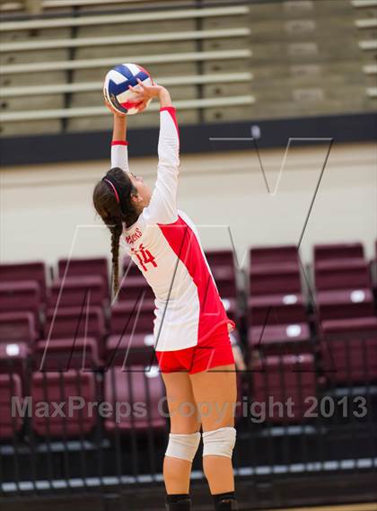 Thumbnail 2 in Madison vs. Taft photogallery.