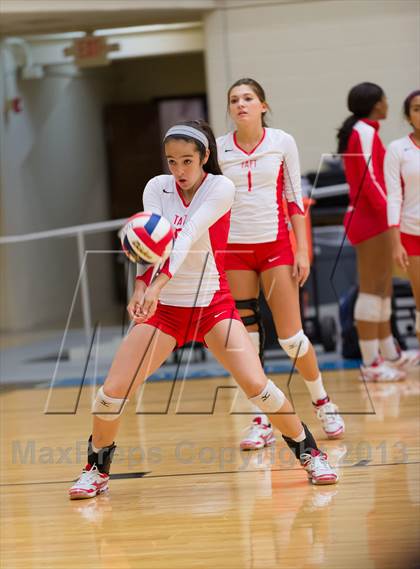 Thumbnail 1 in Madison vs. Taft photogallery.