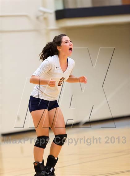 Thumbnail 1 in Madison vs. Taft photogallery.