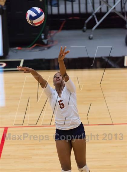 Thumbnail 3 in Madison vs. Taft photogallery.