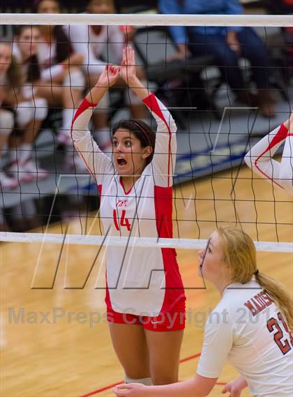 Thumbnail 3 in Madison vs. Taft photogallery.