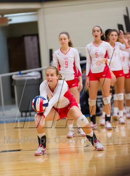 Thumbnail 2 in Madison vs. Taft photogallery.