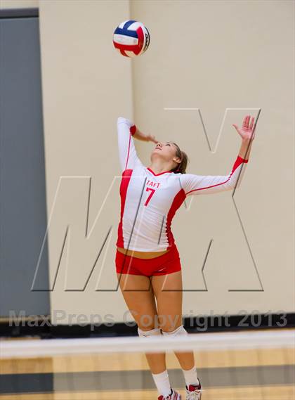 Thumbnail 3 in Madison vs. Taft photogallery.