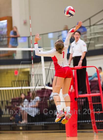 Thumbnail 3 in Madison vs. Taft photogallery.