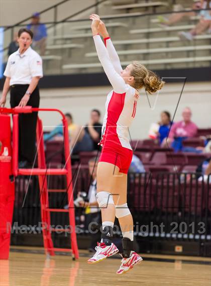 Thumbnail 1 in Madison vs. Taft photogallery.