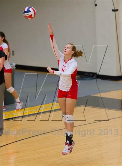 Thumbnail 1 in Madison vs. Taft photogallery.