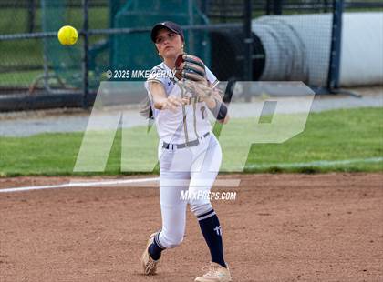 Thumbnail 2 in Basehor-Linwood @ Saint Thomas Aquinas photogallery.
