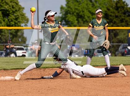 Thumbnail 2 in Basehor-Linwood @ Saint Thomas Aquinas photogallery.
