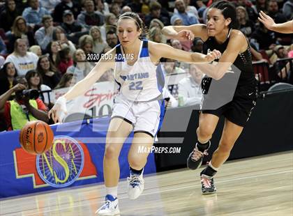 Thumbnail 2 in Fremont vs. Lincoln East (NSAA Class A Semifinal) photogallery.