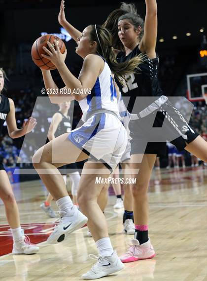 Thumbnail 1 in Fremont vs. Lincoln East (NSAA Class A Semifinal) photogallery.