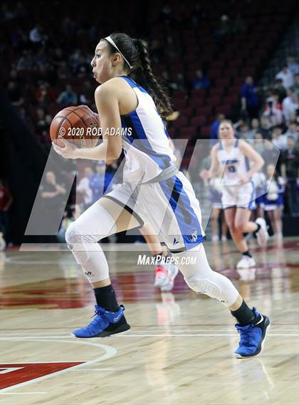 Thumbnail 1 in Fremont vs. Lincoln East (NSAA Class A Semifinal) photogallery.