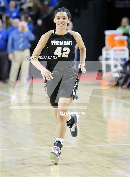 Thumbnail 1 in Fremont vs. Lincoln East (NSAA Class A Semifinal) photogallery.