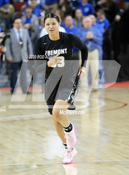 Thumbnail 3 in Fremont vs. Lincoln East (NSAA Class A Semifinal) photogallery.