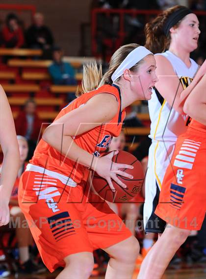 Thumbnail 1 in Andale vs Olathe East (Mid America Classic 1st Round) photogallery.