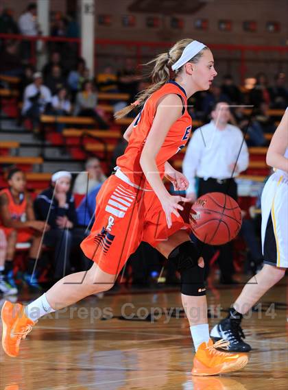 Thumbnail 2 in Andale vs Olathe East (Mid America Classic 1st Round) photogallery.