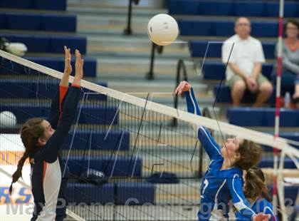 Thumbnail 3 in Bothell @ Eastside Catholic photogallery.