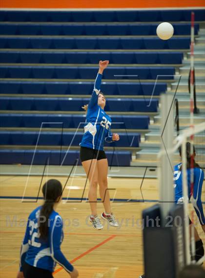 Thumbnail 2 in Bothell @ Eastside Catholic photogallery.