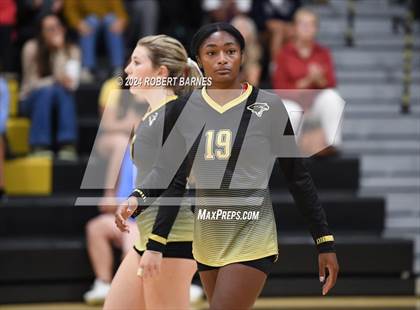 Thumbnail 3 in Sterling @ Burlington Township photogallery.