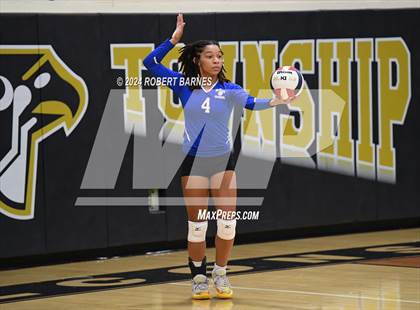 Thumbnail 1 in Sterling @ Burlington Township photogallery.