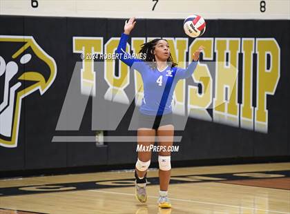 Thumbnail 3 in Sterling @ Burlington Township photogallery.
