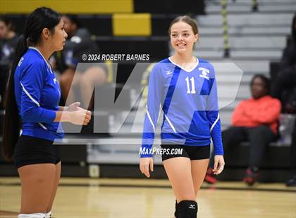 Thumbnail 3 in Sterling @ Burlington Township photogallery.