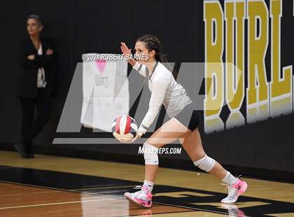 Thumbnail 3 in Sterling @ Burlington Township photogallery.