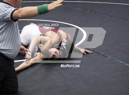 Thumbnail 2 in  UIL Boys Wrestling Region 4 Finals (Day 1) photogallery.
