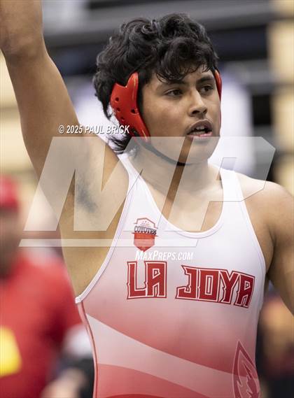 Thumbnail 3 in  UIL Boys Wrestling Region 4 Finals (Day 1) photogallery.