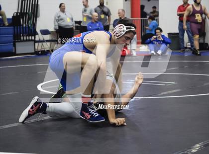 Thumbnail 2 in  UIL Boys Wrestling Region 4 Finals (Day 1) photogallery.