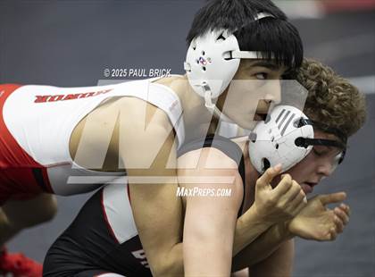 Thumbnail 1 in  UIL Boys Wrestling Region 4 Finals (Day 1) photogallery.