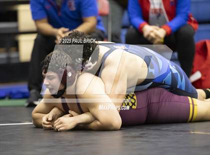 Thumbnail 2 in  UIL Boys Wrestling Region 4 Finals (Day 1) photogallery.