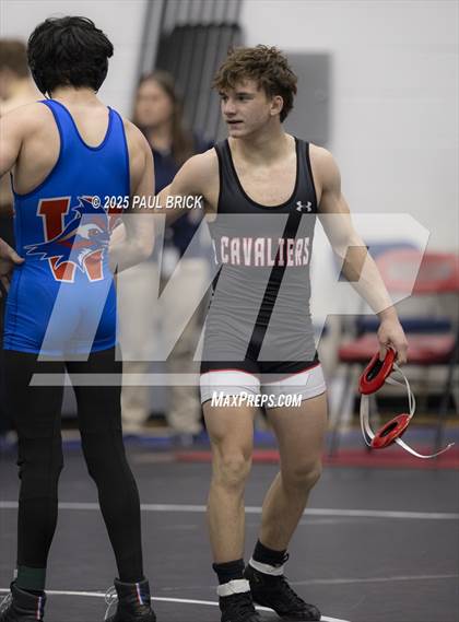 Thumbnail 1 in  UIL Boys Wrestling Region 4 Finals (Day 1) photogallery.