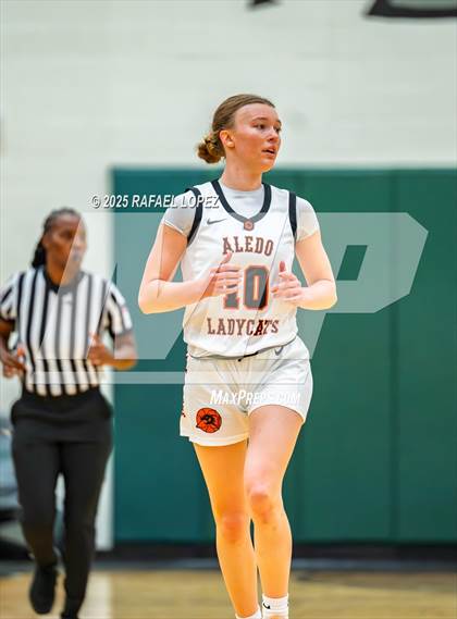 Thumbnail 3 in Alief Taylor vs. Aledo (McDonald's Texas Invitational) photogallery.