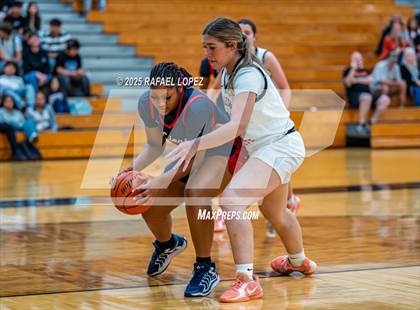 Thumbnail 2 in Alief Taylor vs. Aledo (McDonald's Texas Invitational) photogallery.