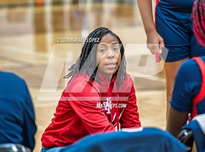 Thumbnail 2 in Alief Taylor vs. Aledo (McDonald's Texas Invitational) photogallery.
