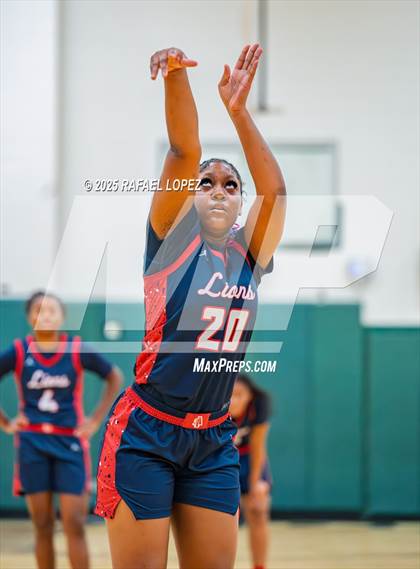 Thumbnail 2 in Alief Taylor vs. Aledo (McDonald's Texas Invitational) photogallery.