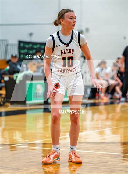 Thumbnail 3 in Alief Taylor vs. Aledo (McDonald's Texas Invitational) photogallery.
