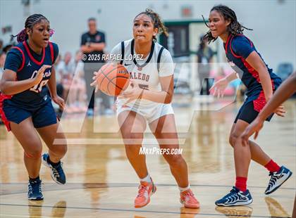 Thumbnail 2 in Alief Taylor vs. Aledo (McDonald's Texas Invitational) photogallery.