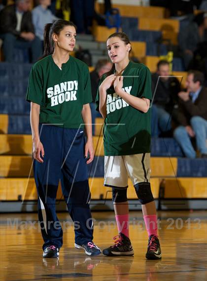 Thumbnail 2 in East Haven vs. Mercy photogallery.