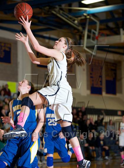 Thumbnail 3 in East Haven vs. Mercy photogallery.