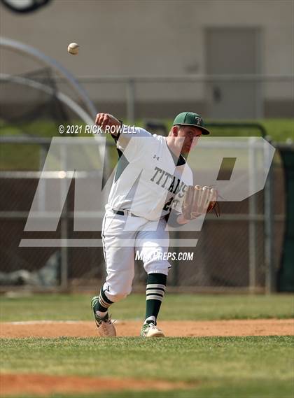Thumbnail 2 in Arlington @ Tahquitz photogallery.