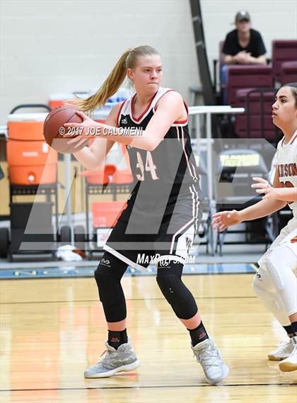 Thumbnail 2 in Madison vs Churchill photogallery.