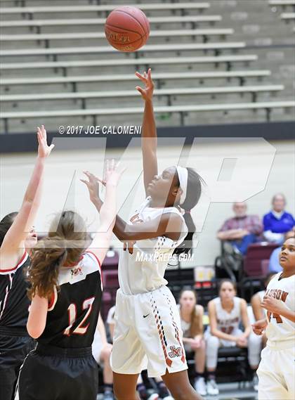Thumbnail 2 in Madison vs Churchill photogallery.